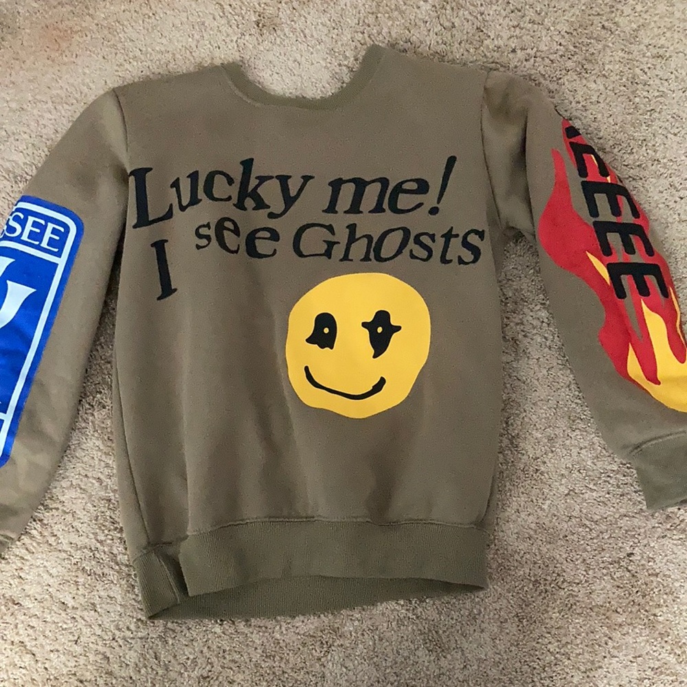 Lucky me! I see ghosts pull over.
